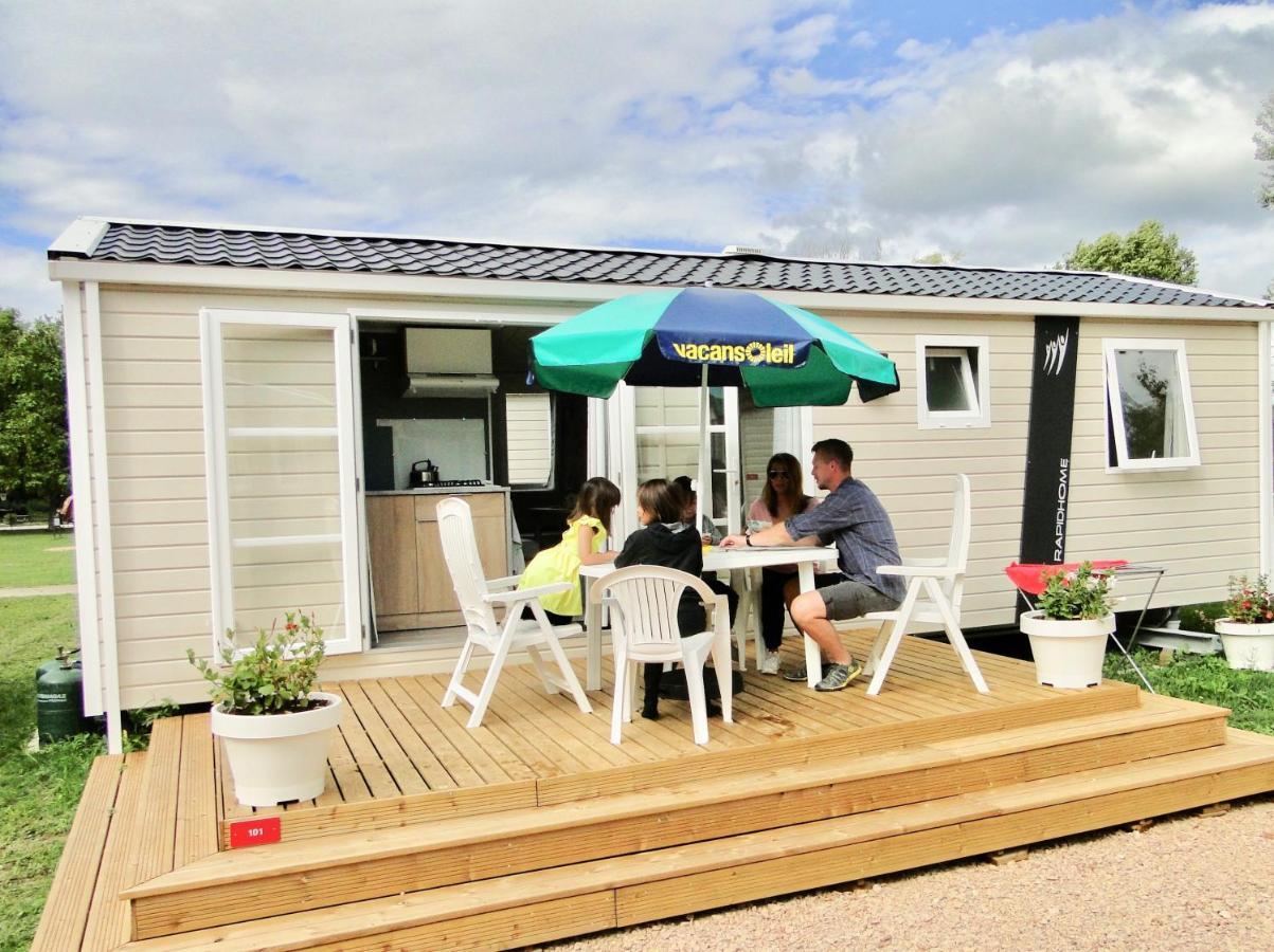 Campsite Aux Rives Du Soleil *